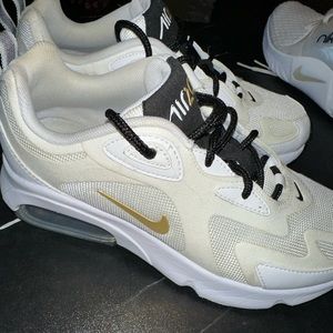Nike Womens air max 200 shoes